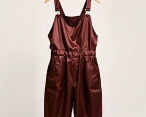 Overalls mit Satin-Finish: Lässig und edel zugleich